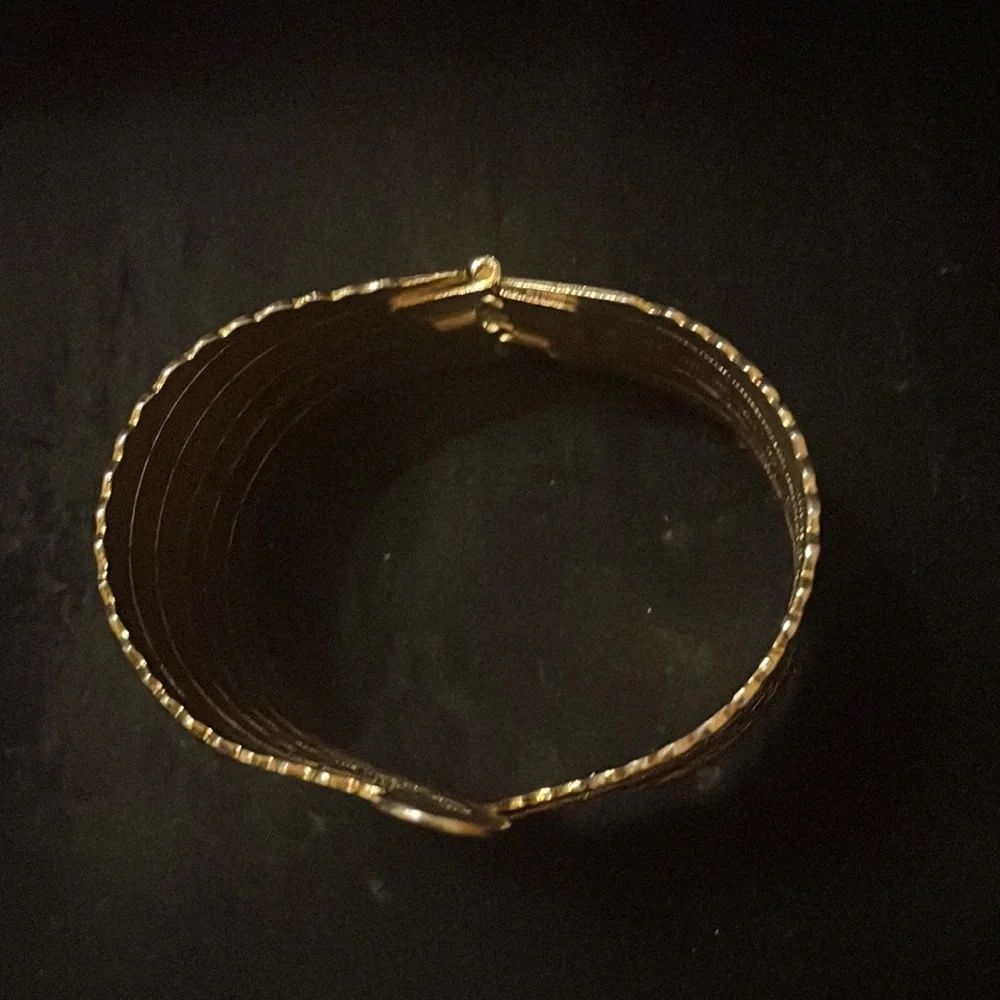 Gold leaf braclet - Picture 2 of 8